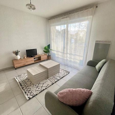 Appartement Cosy Avec Balcon Mont-de-Marsan Exteriör bild
